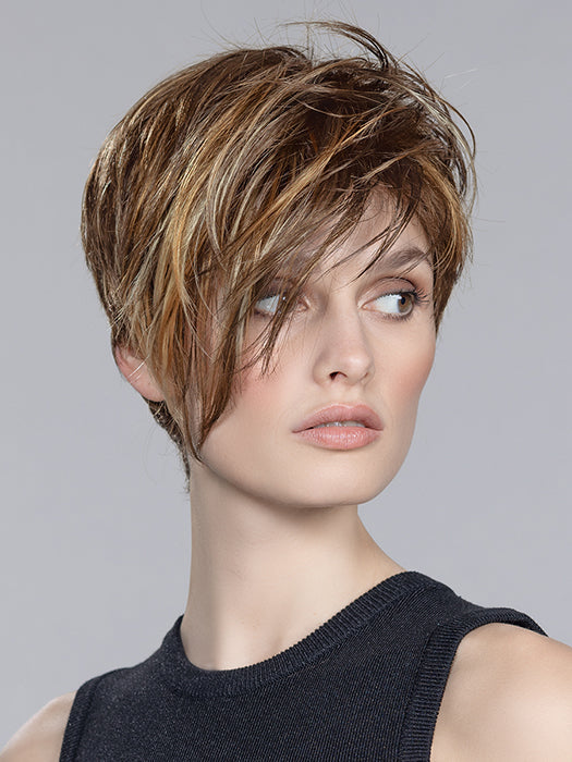 DISC by ELLEN WILLE in TOBACCO MIX 830.26.27 | Medium Brown Blended with Light Auburn, Light Golden Blonde and Dark Strawberry Blonde Blend
