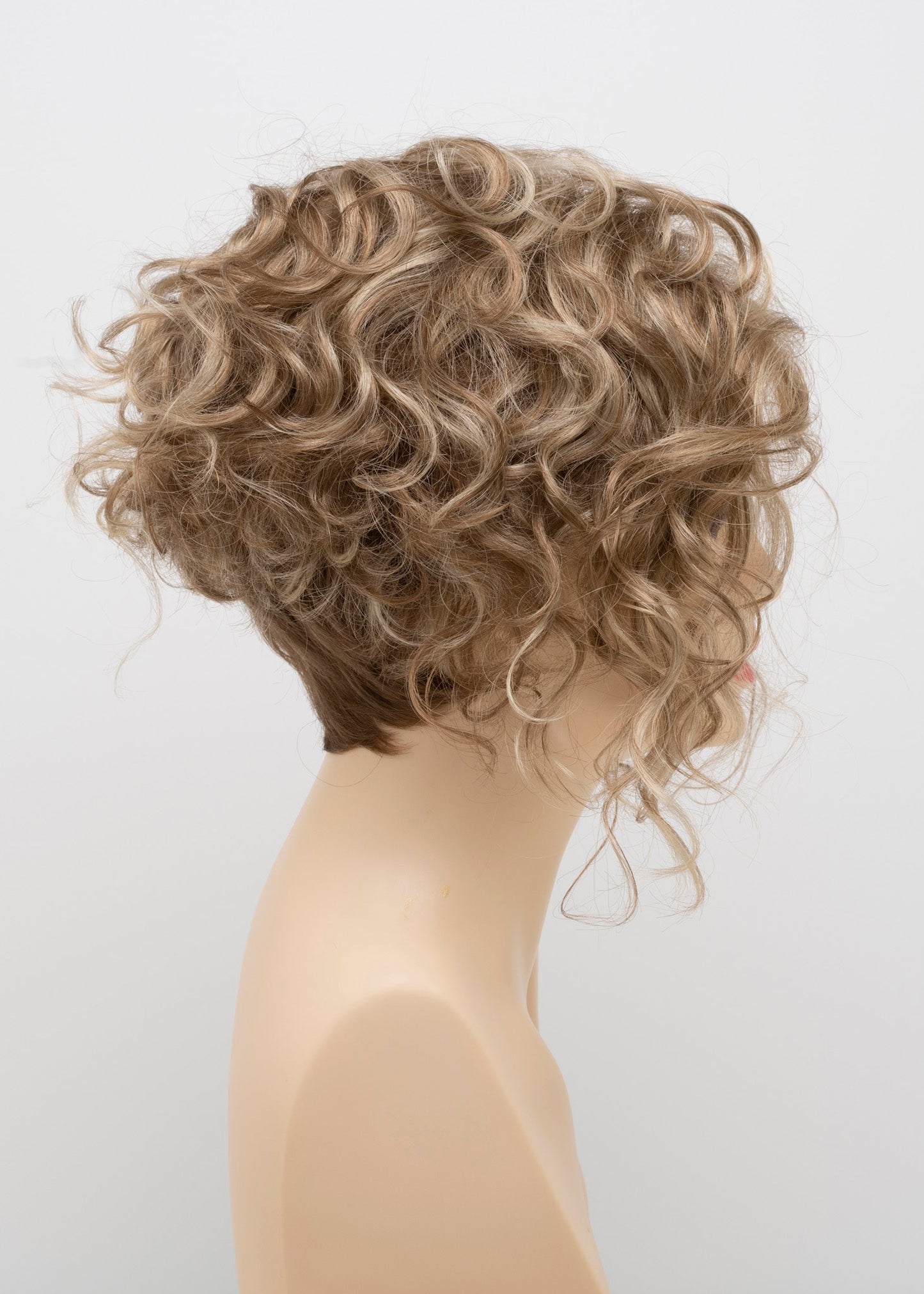 Kelsey by Envy | Synthetic Wig | Basic Cap