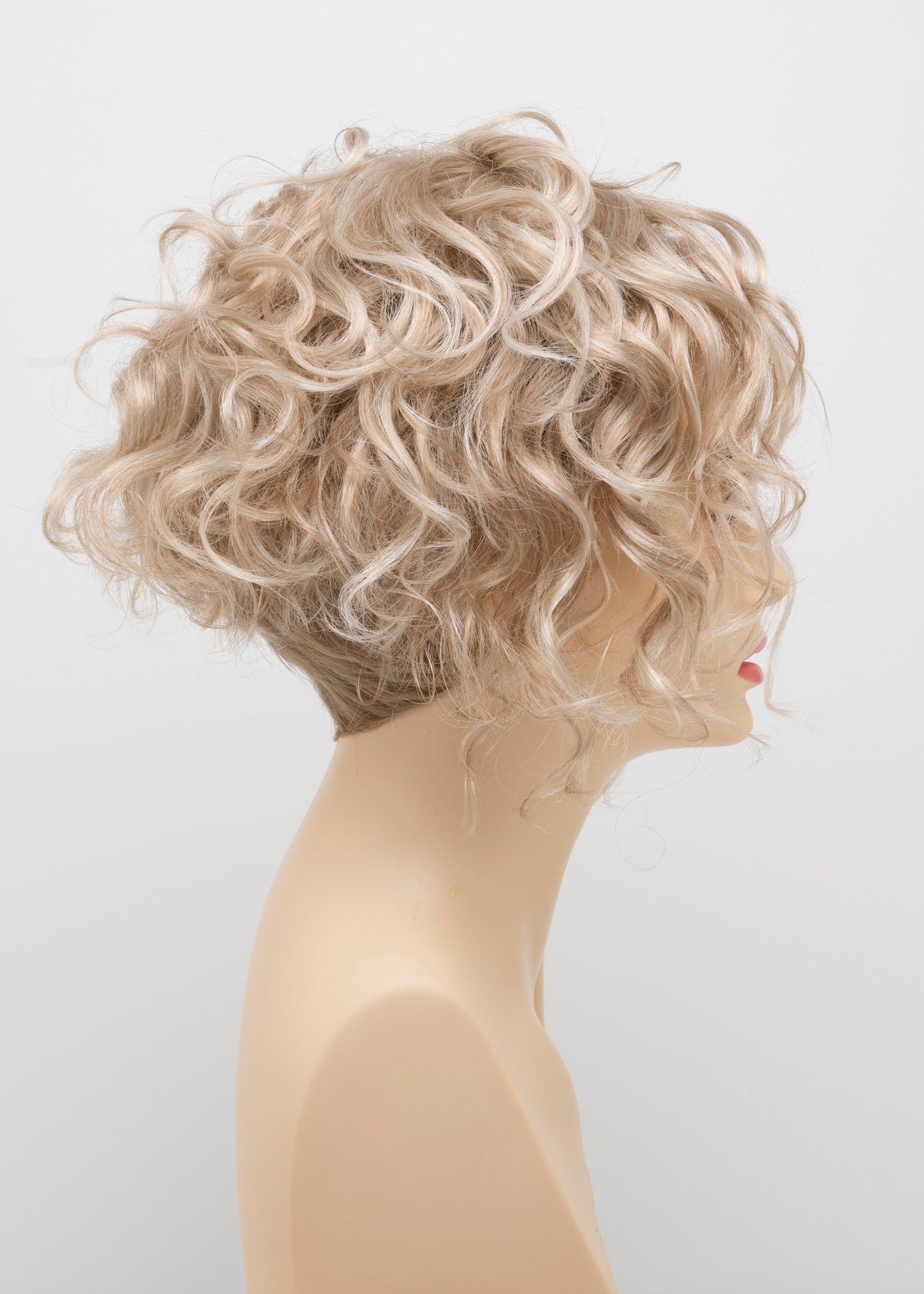 Kelsey by Envy | Synthetic Wig | Basic Cap