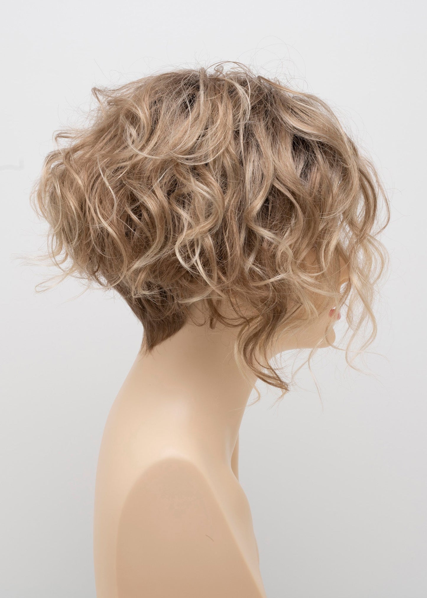 Kelsey by Envy | Synthetic Wig | Basic Cap