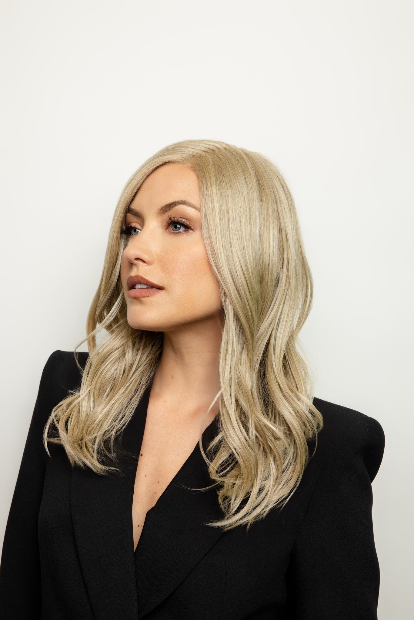 Leoni by Alexander Couture Collection | HF Synthetic Lace Front Wig | Mono Part (1039)