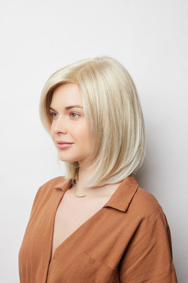 Samantha by Amore | Synthetic Wig | Mono Top