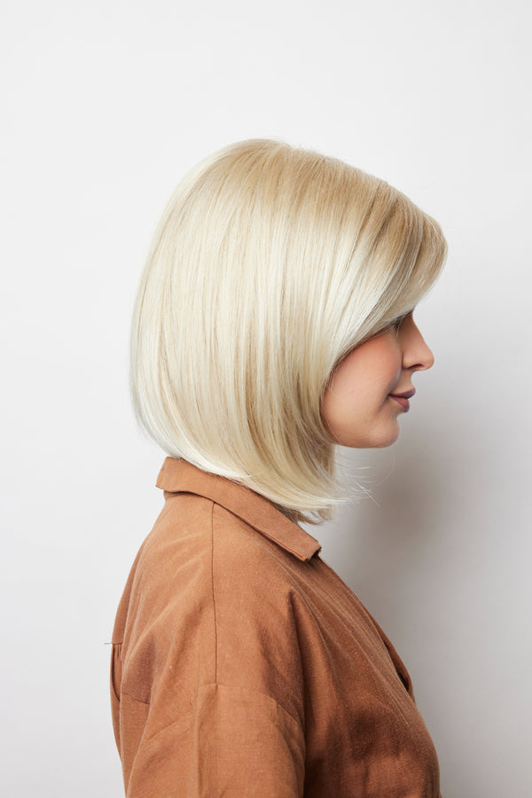 Samantha by Amore | Synthetic Wig | Mono Top