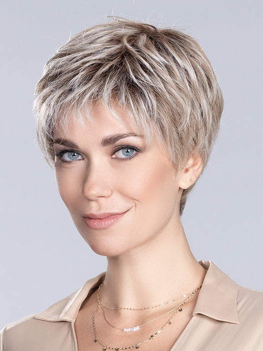 TIME COMFORT by ELLEN WILLE in PEARL BLONDE ROOTED 101.20.25 | Pearl Platinum Blended with Light Strawberry Blonde and Lightest Golden Blonde with Shaded Roots