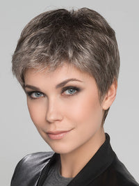 RISK COMFORT by Ellen Wille in SMOKE ROOTED 38.48.36 | Medium Brown blended with 35% Pure White