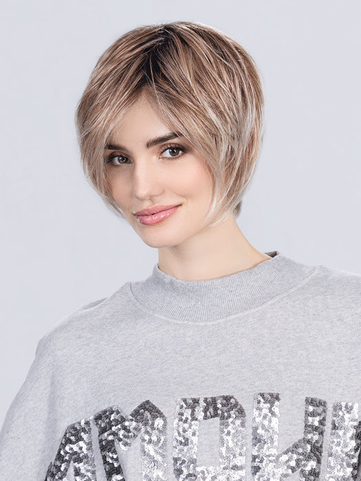 JAVA by Ellen Wille in CANDY BLONDE ROOTED 101.26.60 | Pearl Platinum, Dark Strawberry Blonde and Pearl White with Shaded Roots